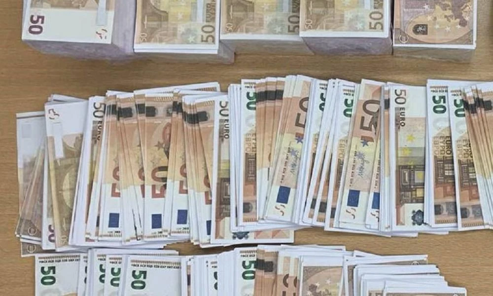 ΕΕ: Αυξήθηκαν τα πλαστά χαρτονομίσματα το 2023